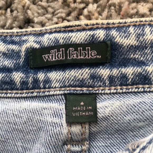 Wild fable size 4 mom jeans - Picture 2 of 3